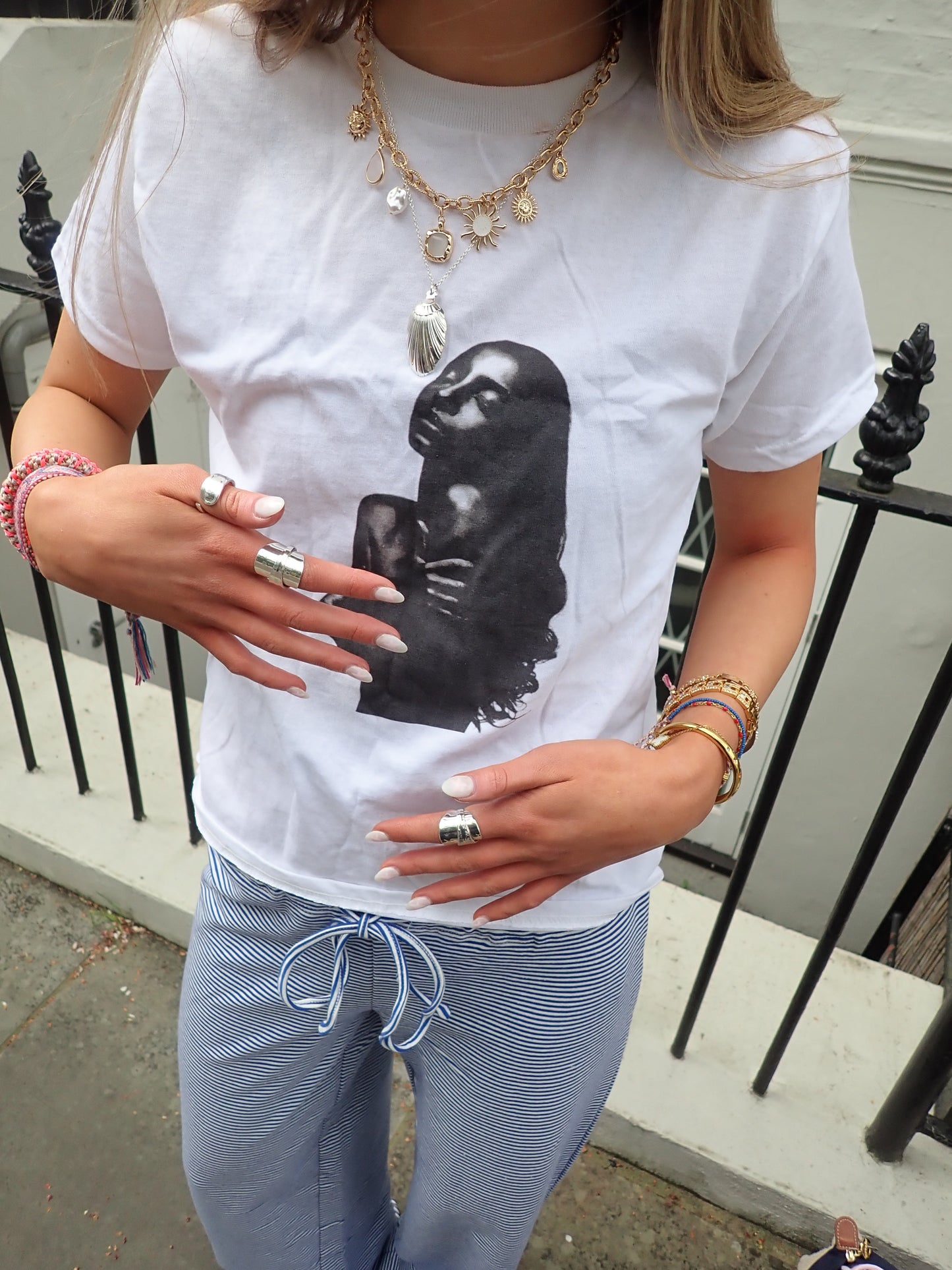 Sade Tee